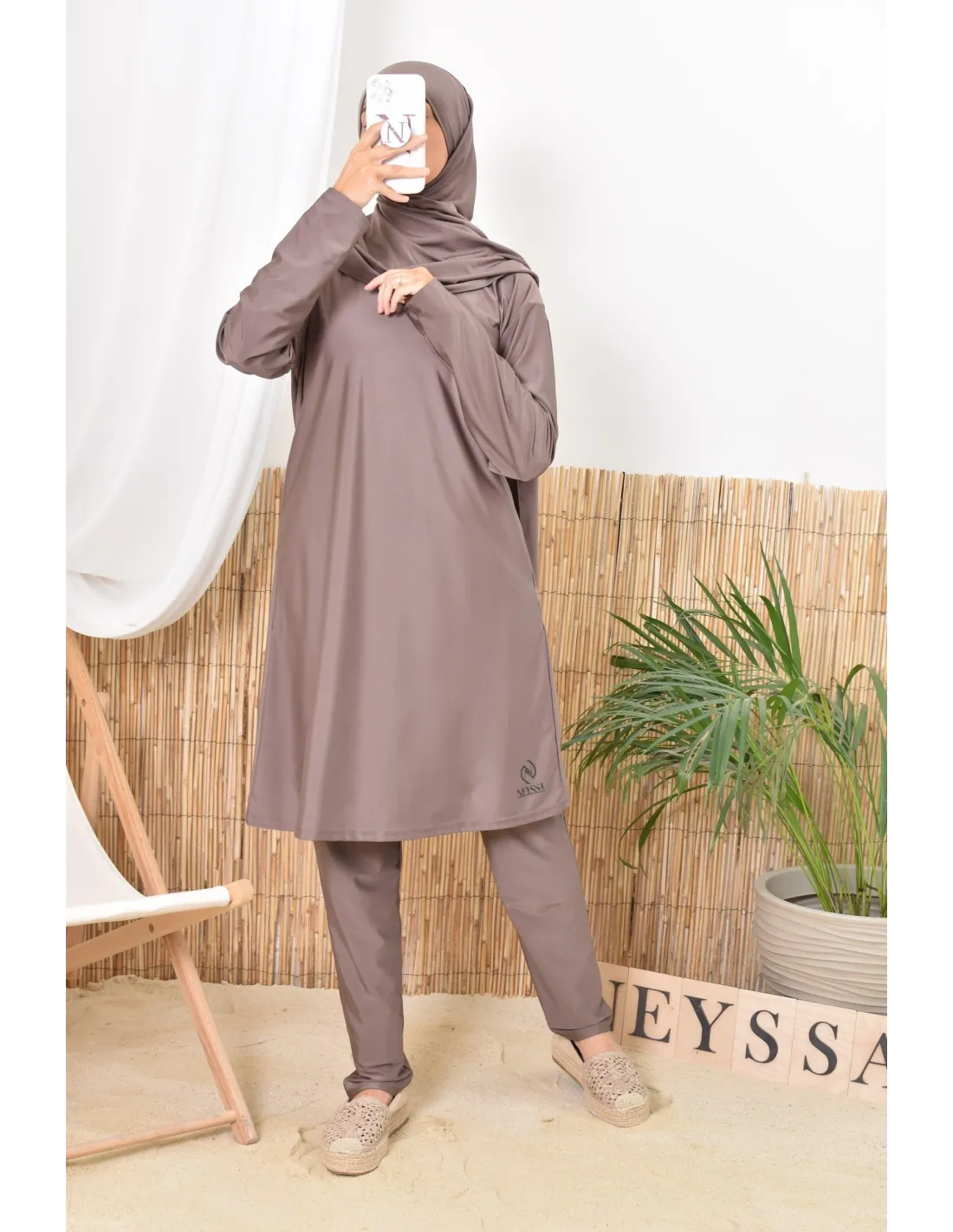 Burkini long hijab à enfiler TWIL Taupe Foncé - Image 1