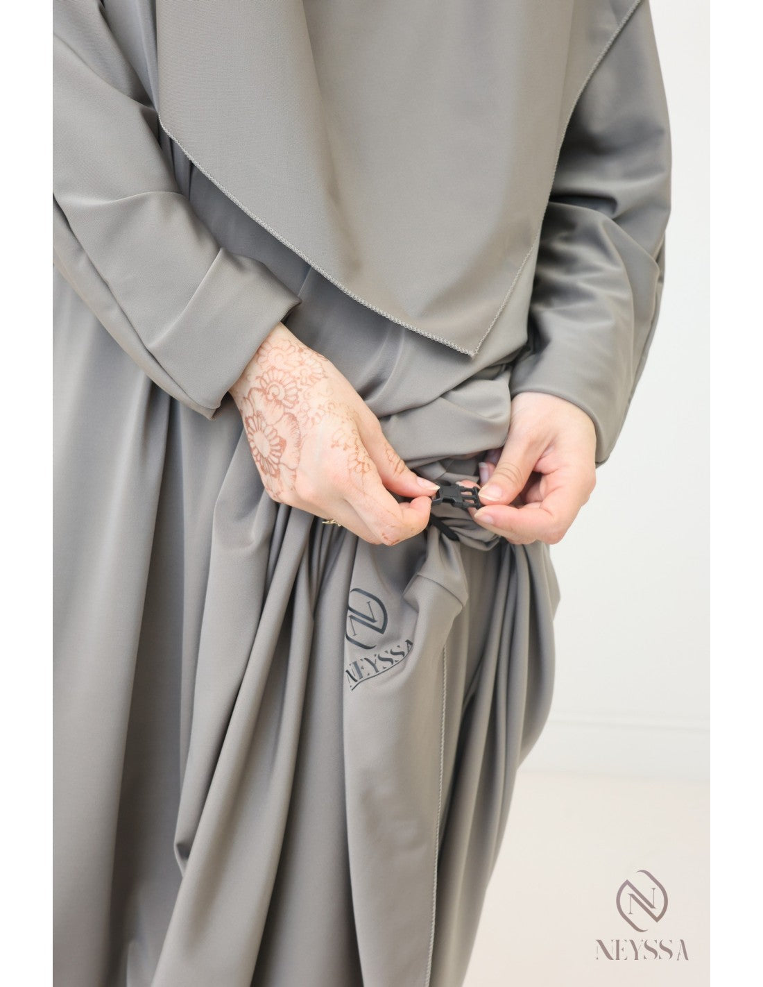 Jilbab de bain Neyssa Taupe V2 - Image 11